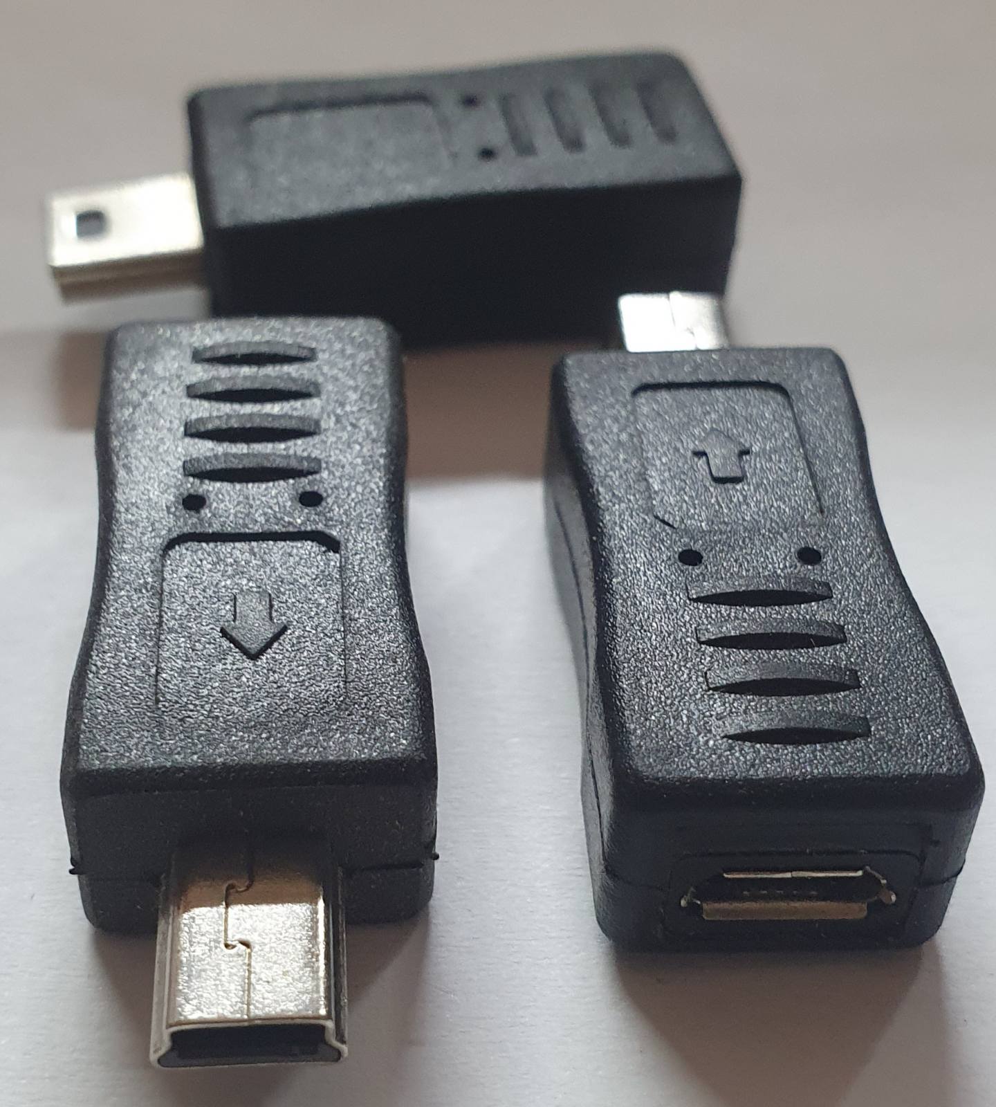 Перехідник штекер mini USB - гніздо micro USB